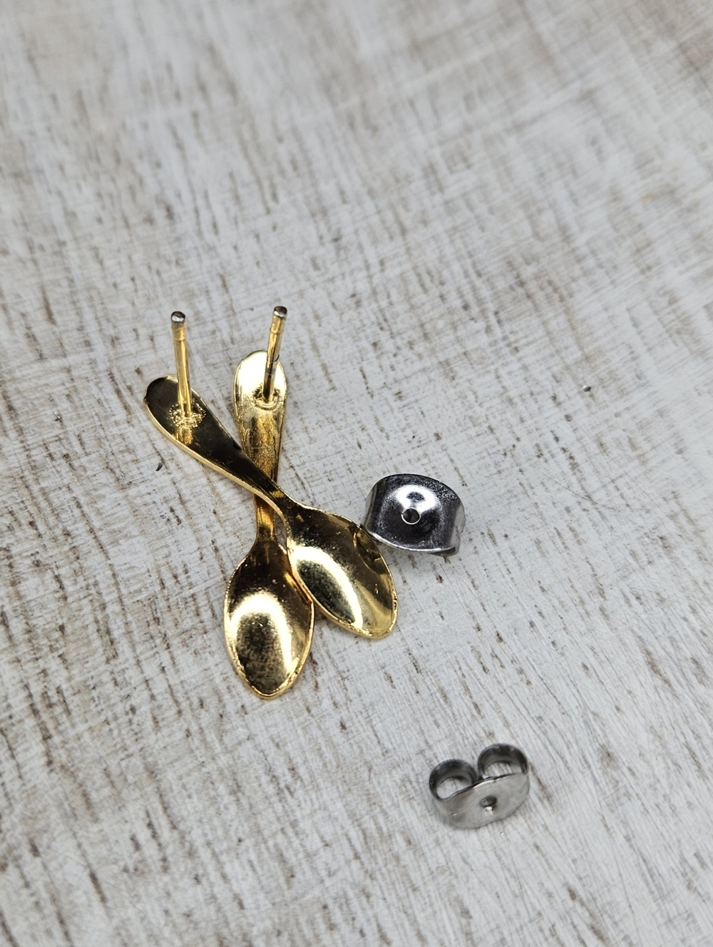 Vintage Golden Key Gold Spoon Stud Earrings – Surgical Steel Posts NWT - Picture 5 of 10